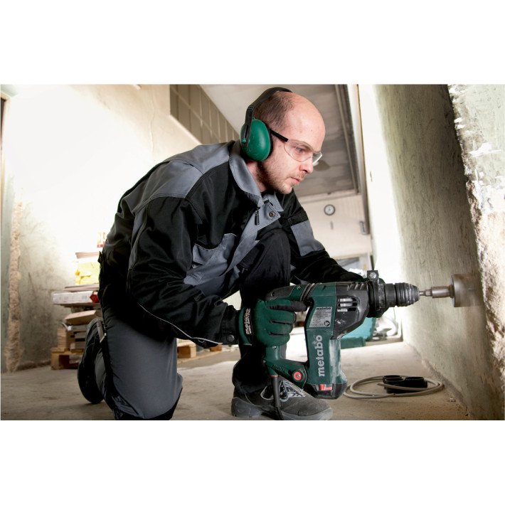 Комбінований перфоратор KHE 3251 з системами Metabo Quick та Metabo VibraTech (MVT) + патрон SDS-Plus,ШЗСП і кейс MetaBOX (600659000)